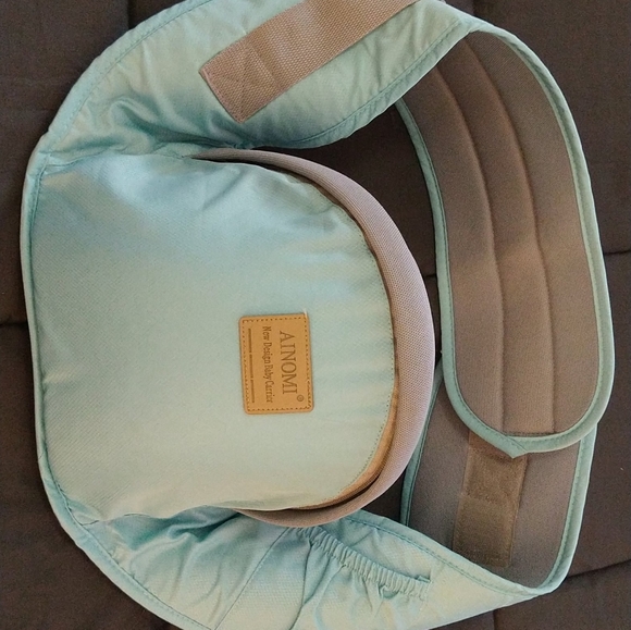 Other - Baby Toddler Hip Carrier